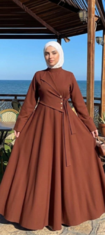 Robe Élégance Intemporelle